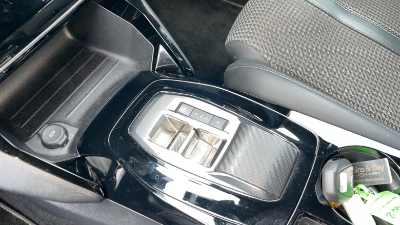 Peugeot 2008 100kW GT 50kWh 5dr Auto Electric Estate